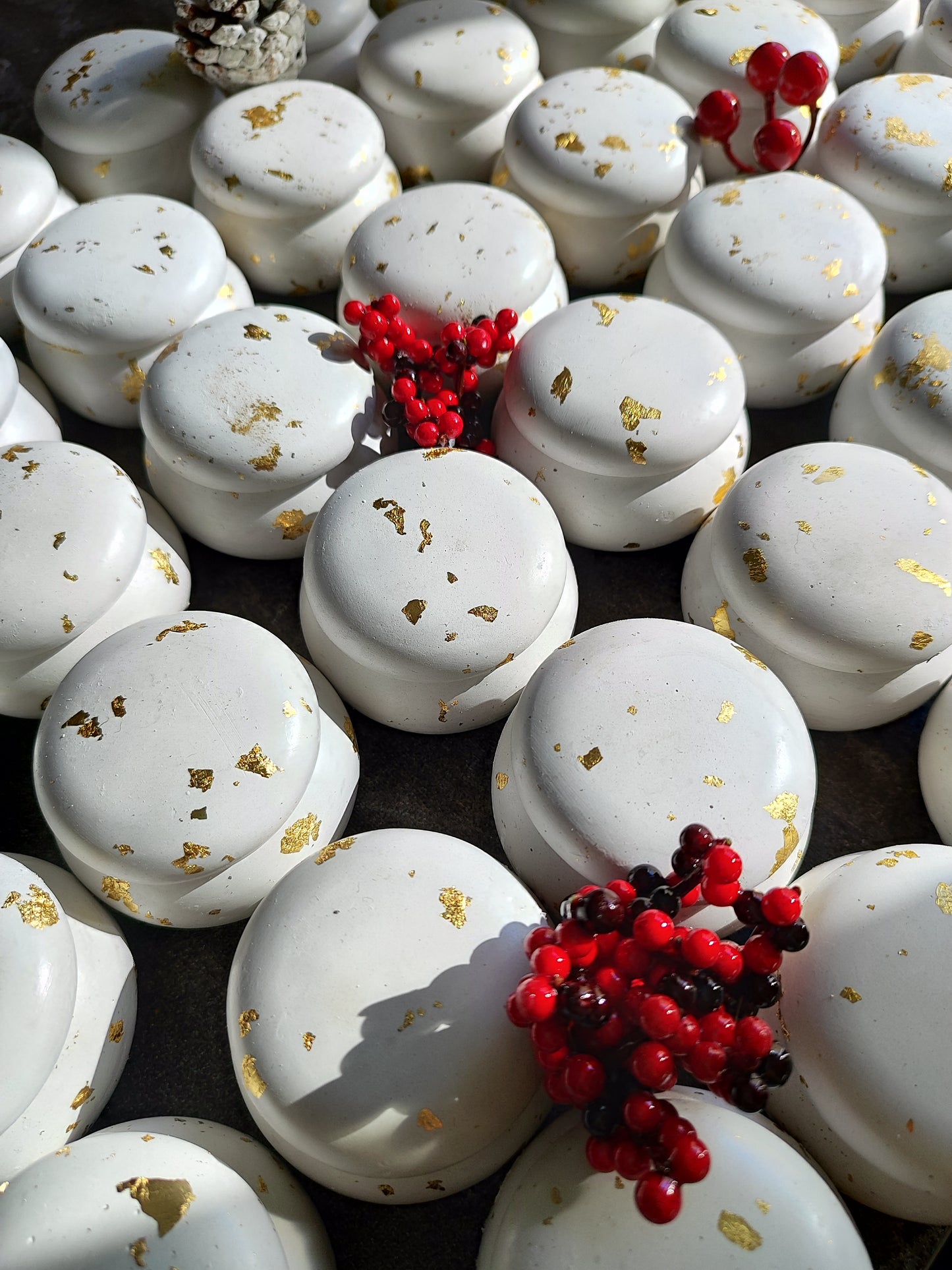 Mπομπονιέρα macaron/Φύλλα χρυσού