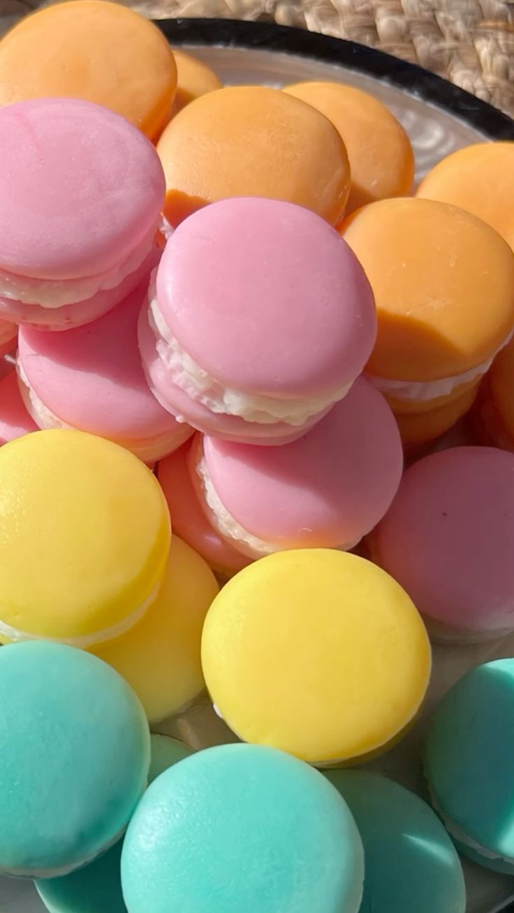Waxmelts macaron