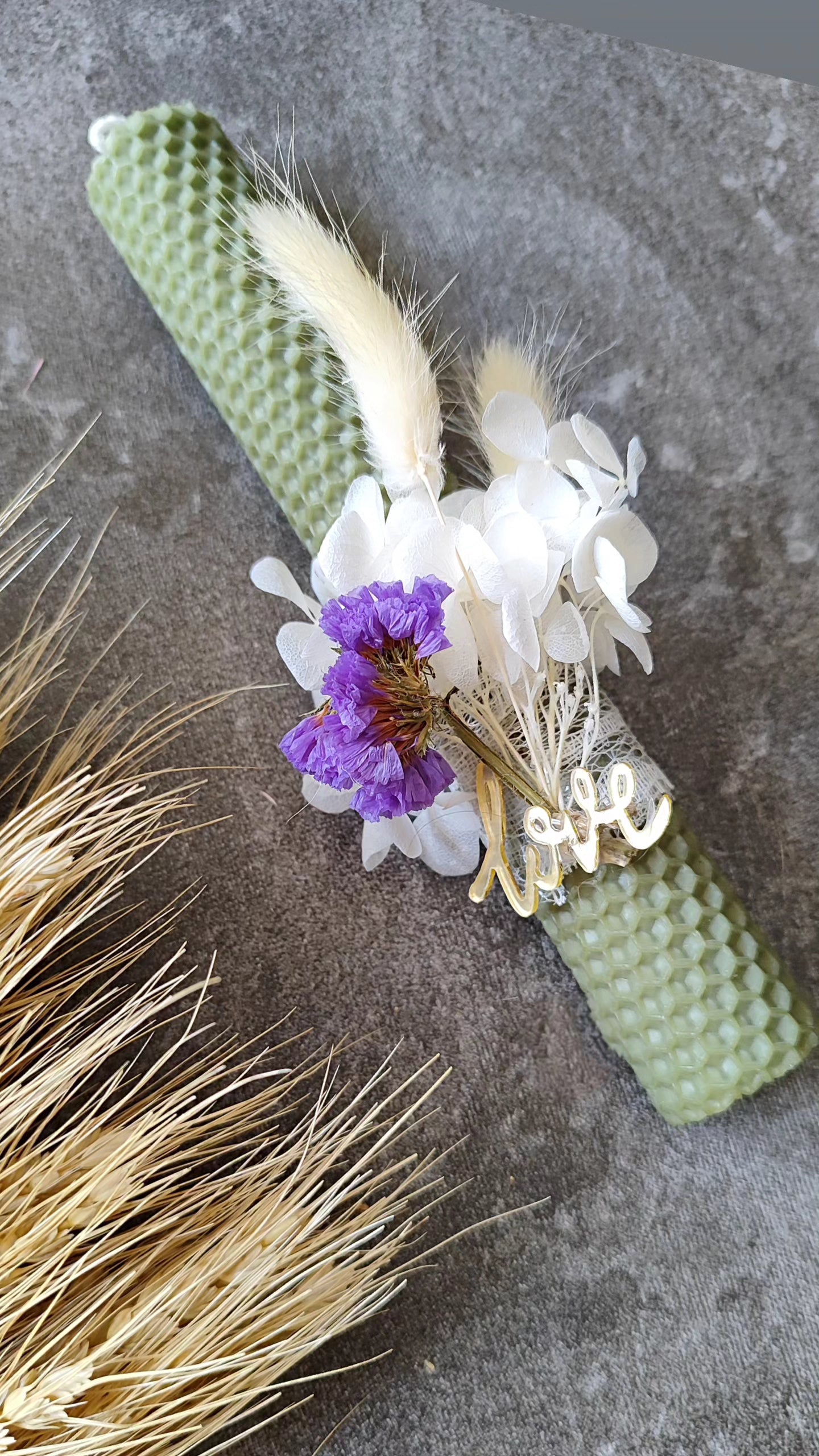 Λαμπάδα μελισσοκέρι/λευκό